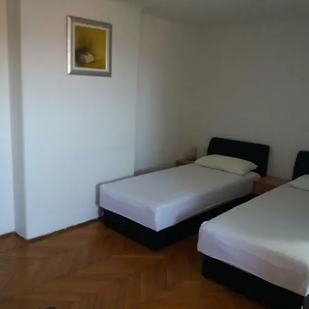 Bulic Apartment *
